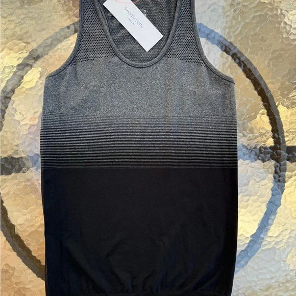 Sweaty Betty,London Gray and Black Ombre racer back Tank Top - Picture 2 of 8